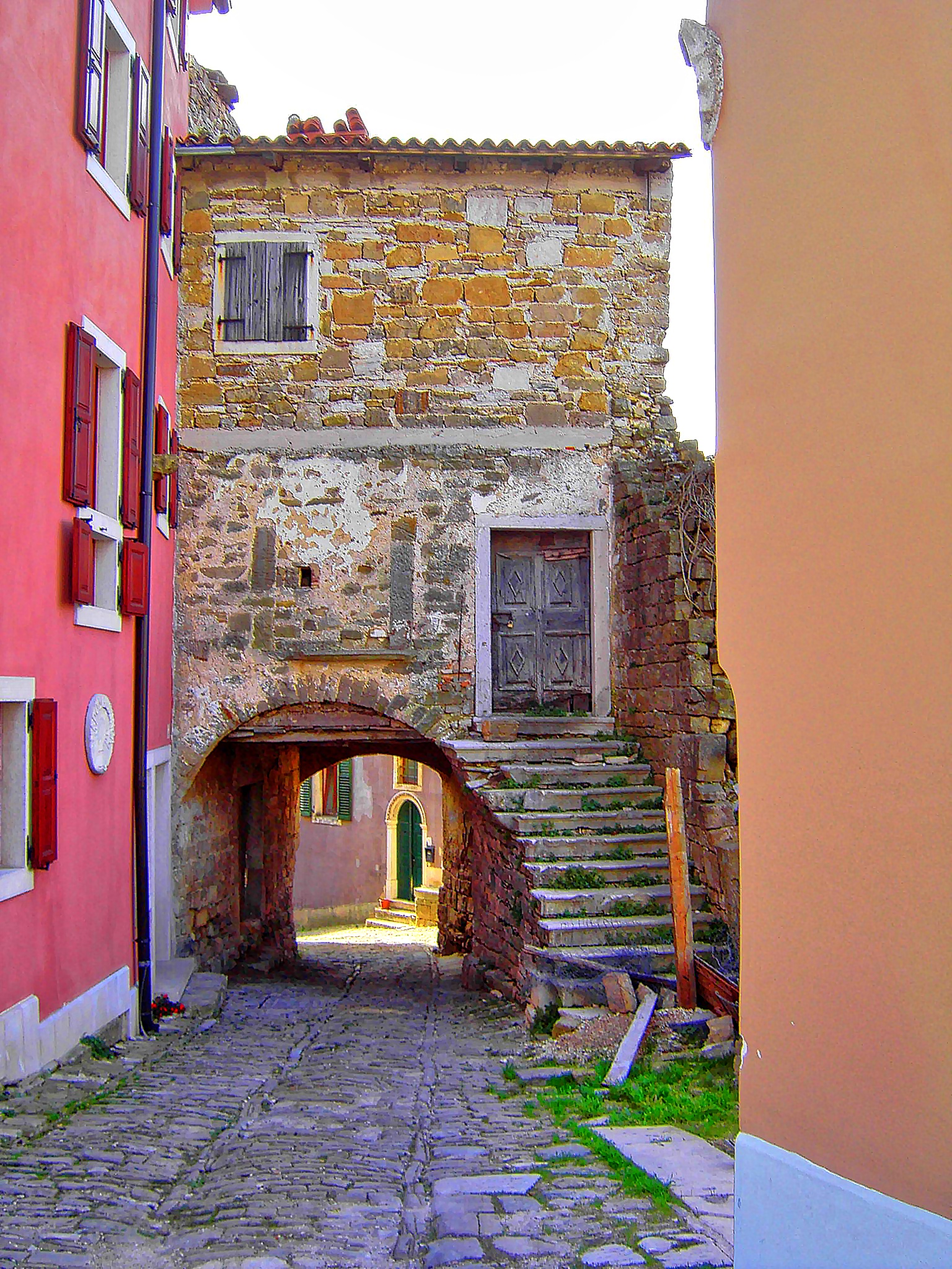 Istrien: OPRTALJ > Altstadtgasse