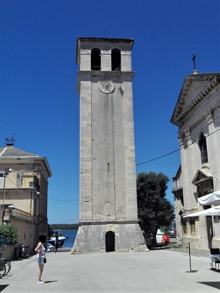 Istrien PULA Turm Dom der Maria Himmelfahrt.JPG