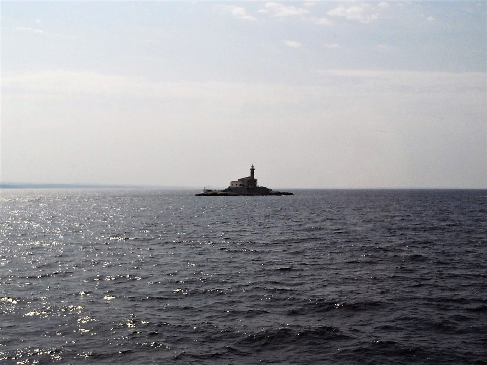 Istrien: ROVINJ > Insel Sveti Ivan.JPG