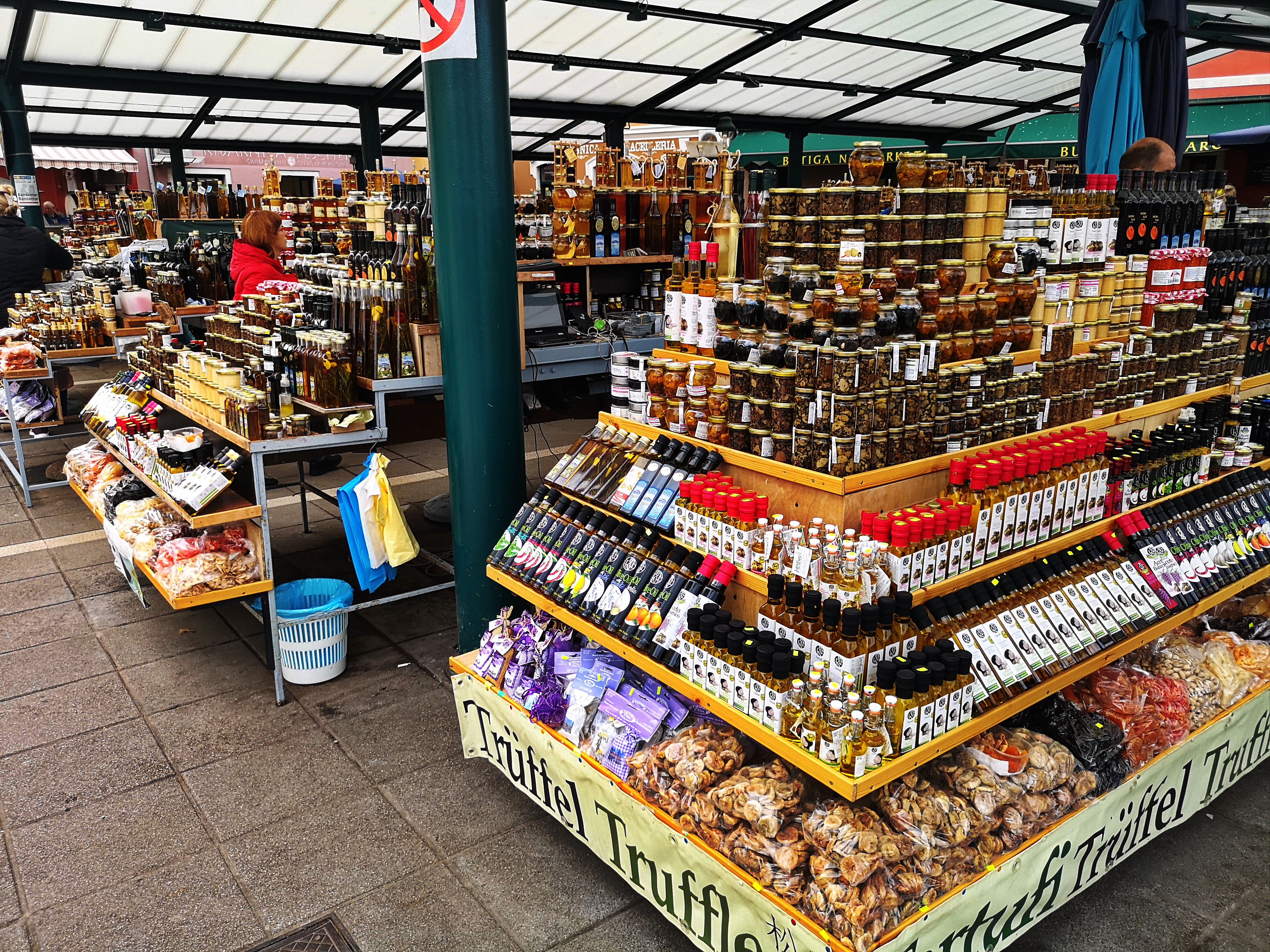 Istrien: ROVINJ > Wochenmarkt