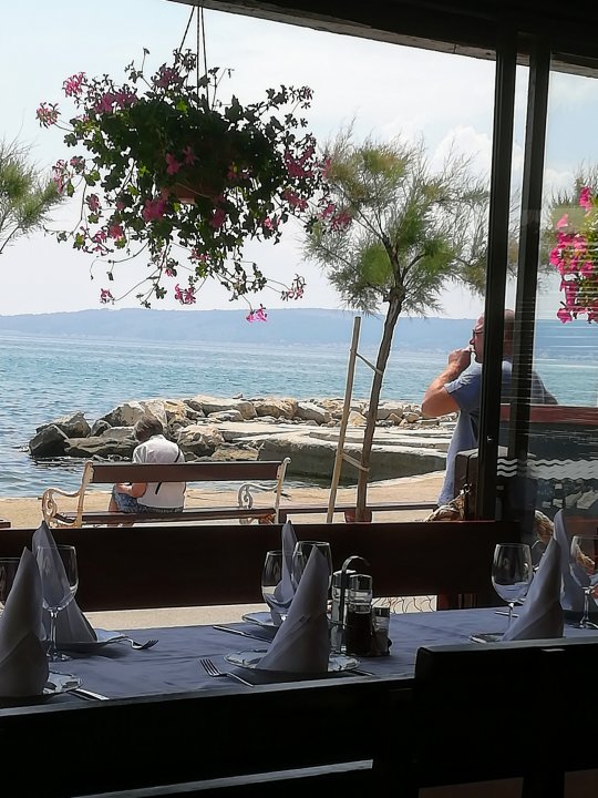 Konoba Intrada, Kastela Novi