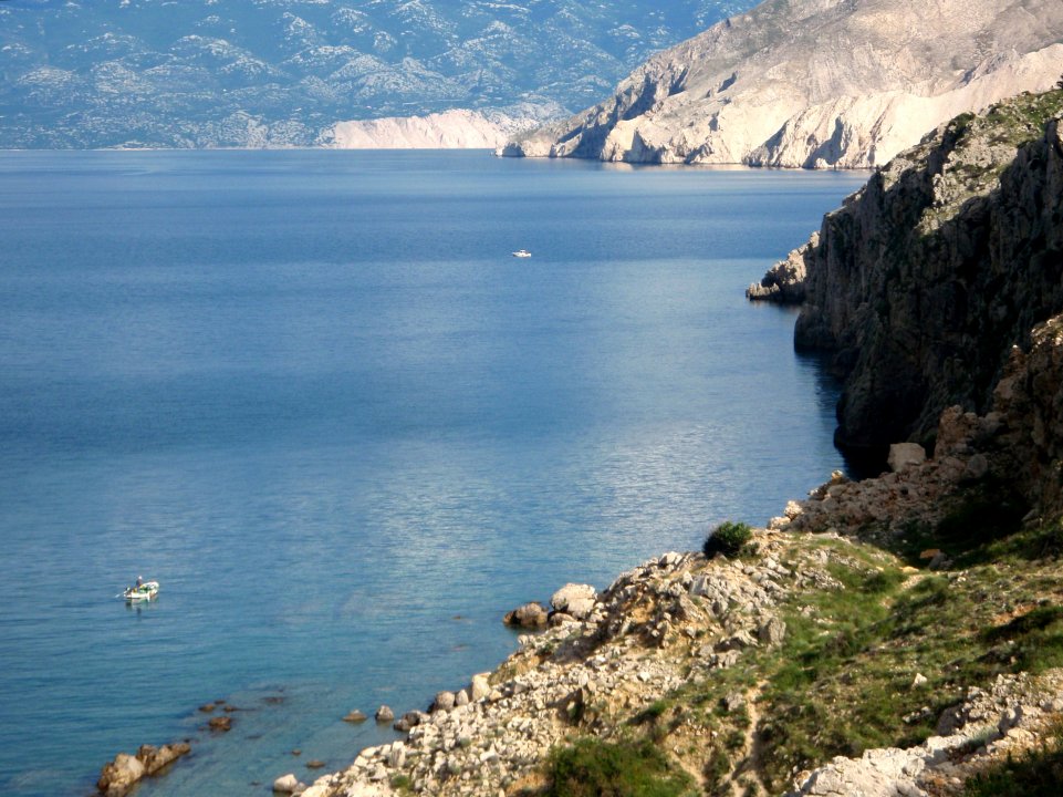 Kvarner: Insel KRK > Wanderung in Küstennähe bei Baska