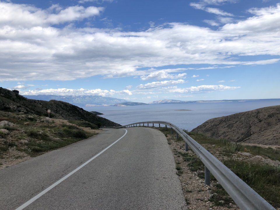 KVARNER: KRK > KÜSTENSTRASSE > STARA BASKA