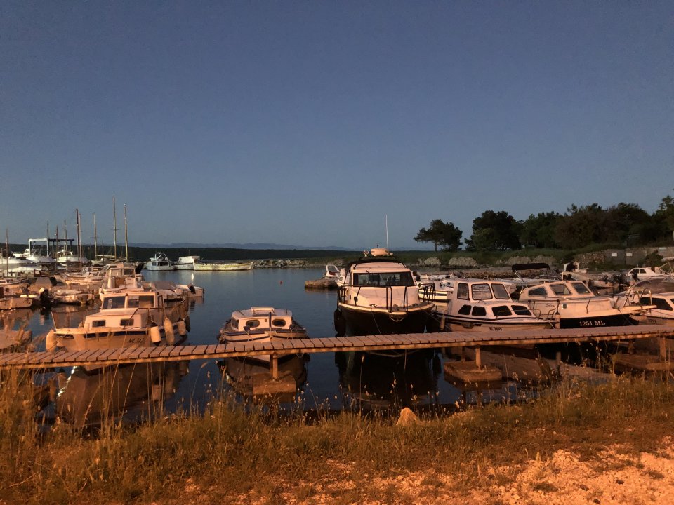 Kvarner : Mali Losinj  >Nerezine