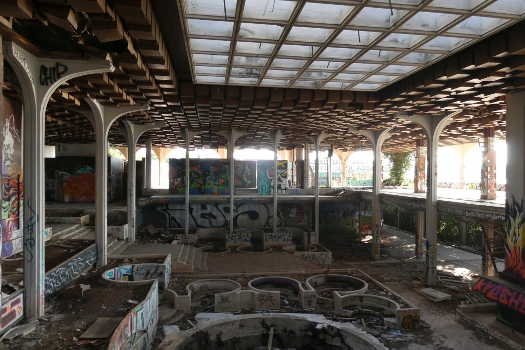 Kvarner: MALINSKA auf Krk > Lost Place Haludovo