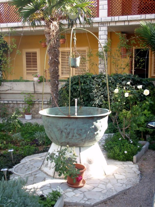 Kvarner: Punat auf Krk > Brunnen