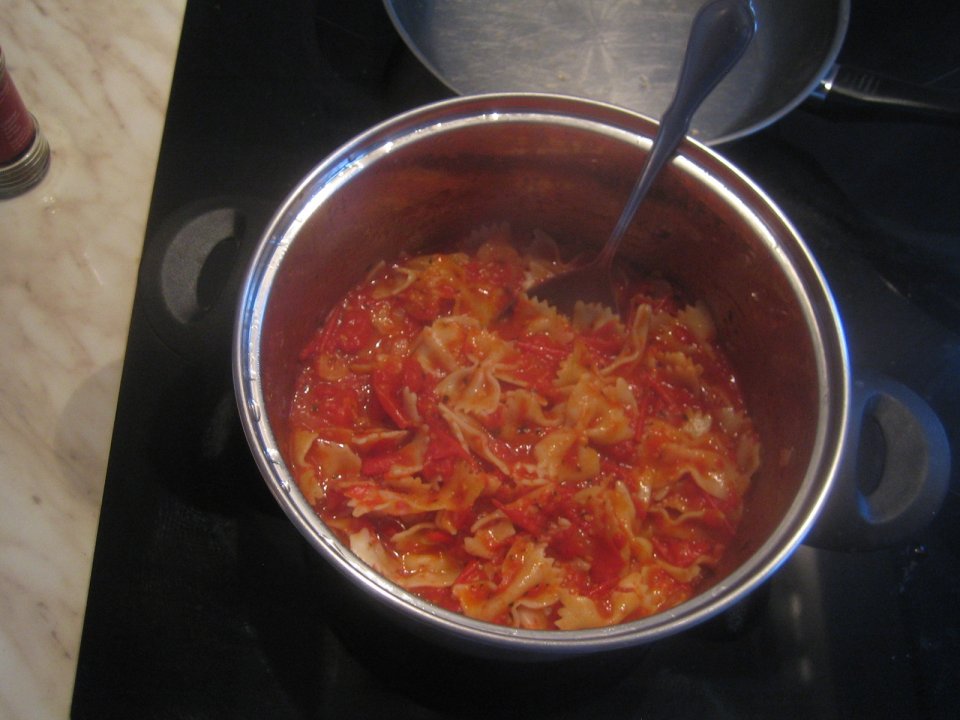 Liznjan Tomaten Sauce Nudeln