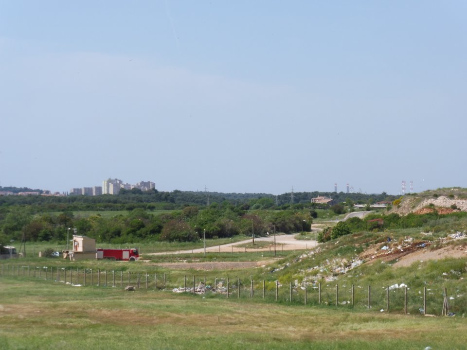 Mülldeponie (2).JPG