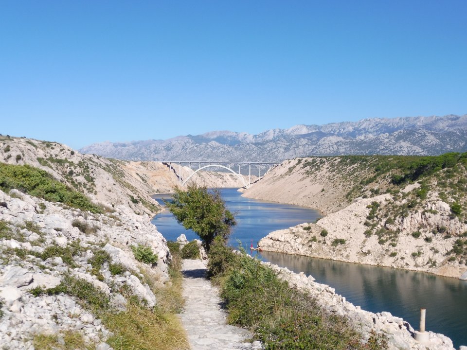 Maslenica Brücke (4).JPG