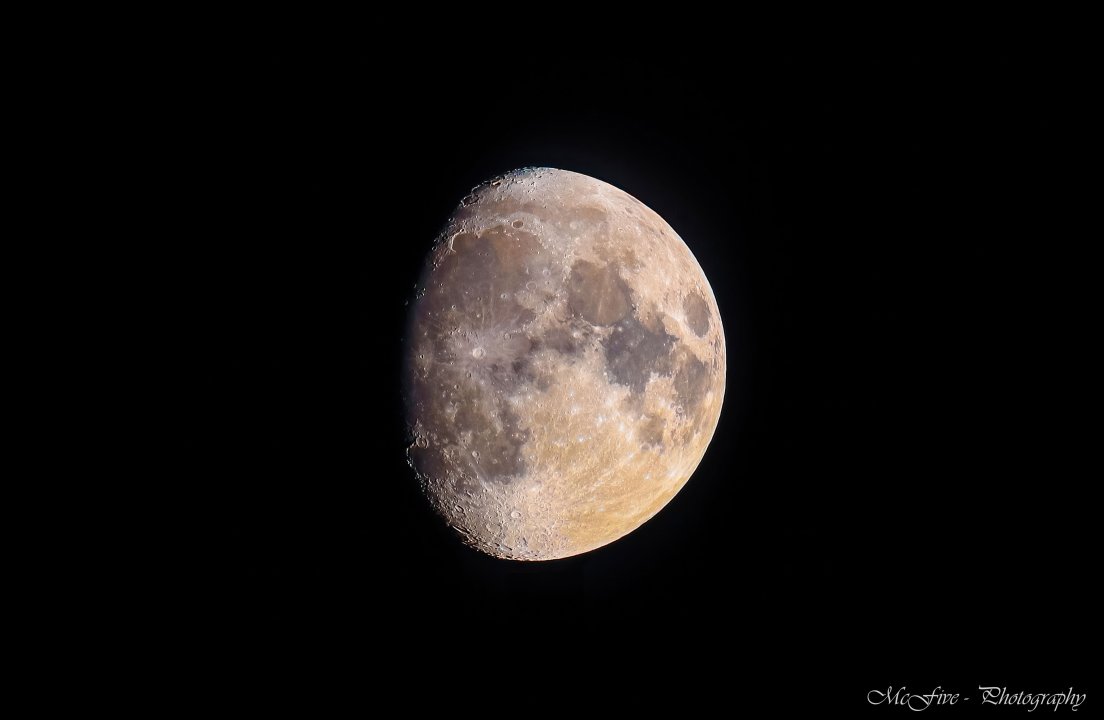 Mond 2x Kopie.jpg