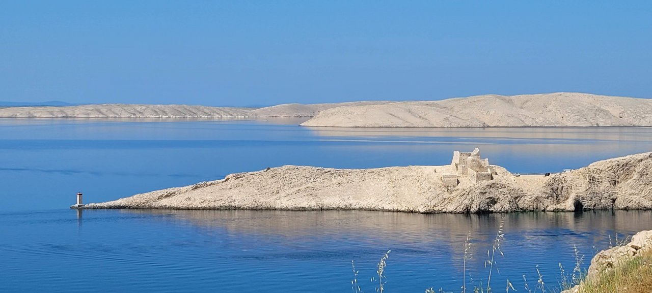 Norddalmatien: Pag > karge Landschaft