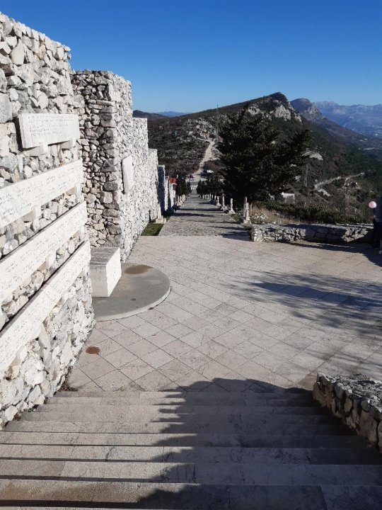 Oberhalb von Kastela.jpg