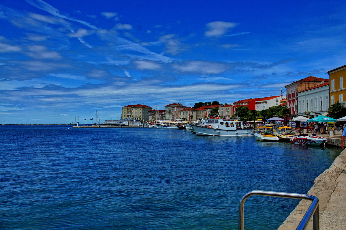 Porec, am Hafen, Hafen-Skyline | Kroatien | Adriaforum.com