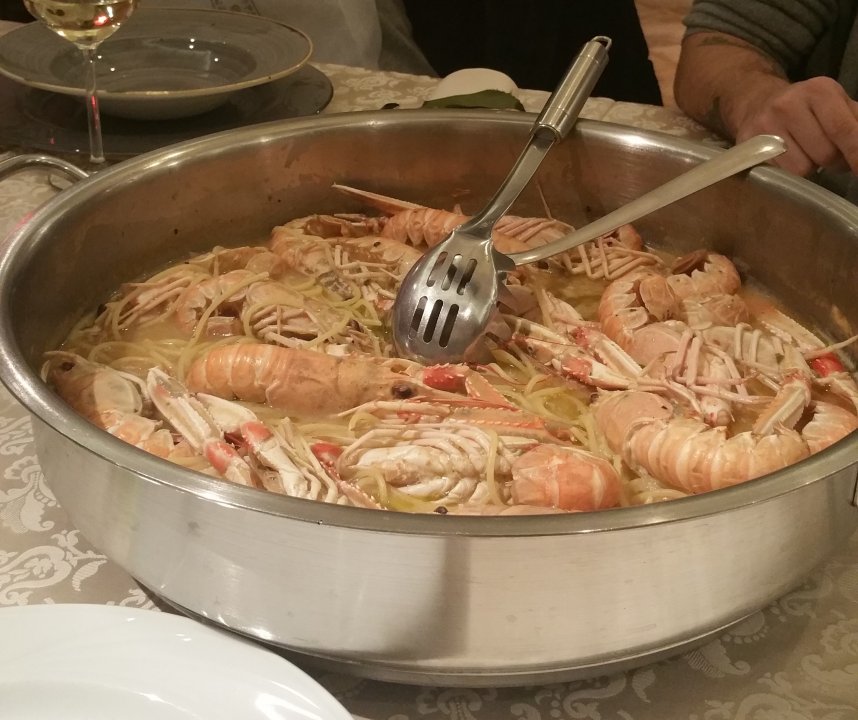 Premantura Scampis Buzara.jpg