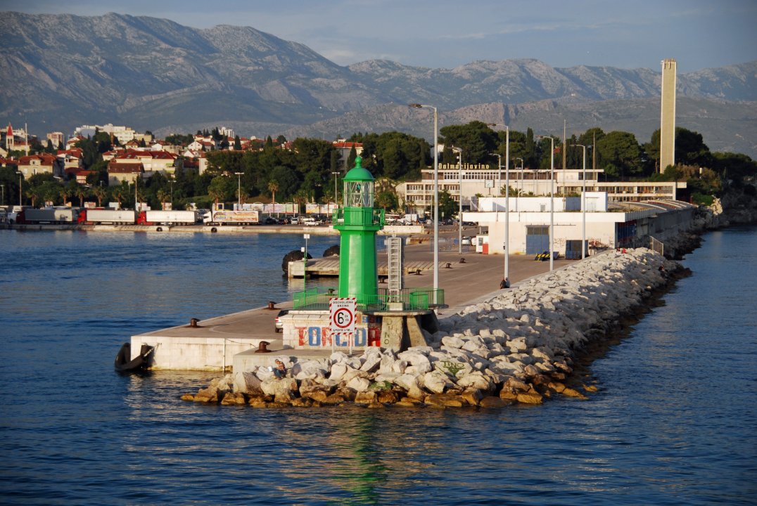 Steuerbordmolenfeuer Hafen Split