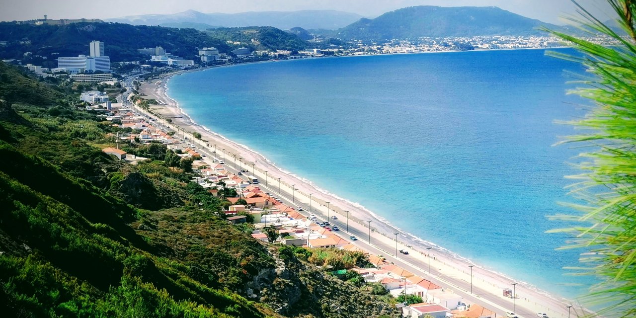 Strand bei Rhodos-Stadt