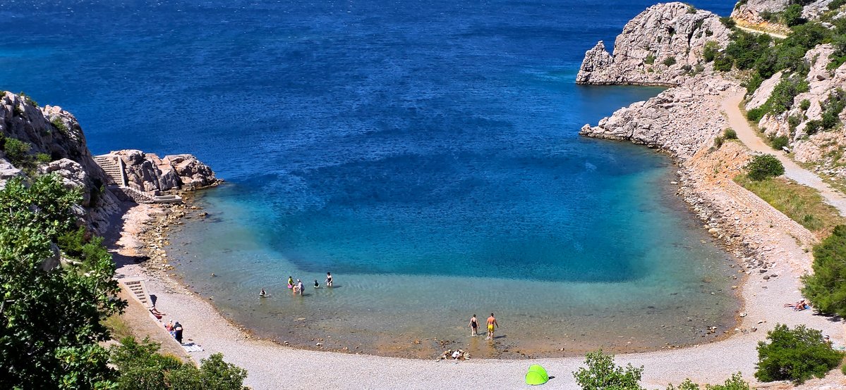 Tatinja Beach Karlobag KLEIN.jpg