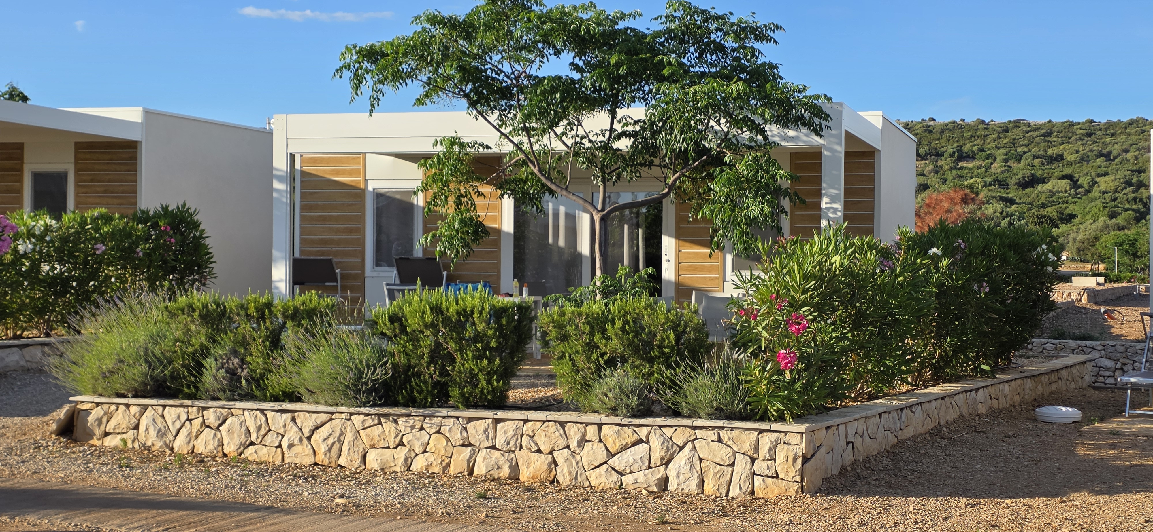 Terra Phalaris Bungalow1