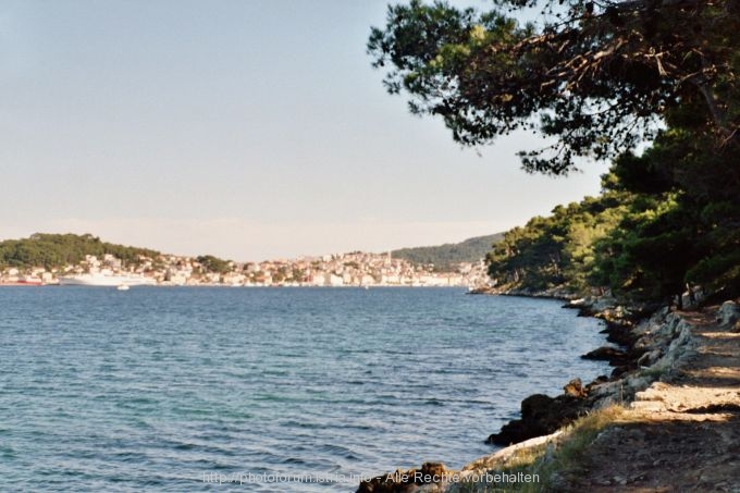 08_-_Blick_auf_Mali_Loinj_aus_der_Ferne.jpg