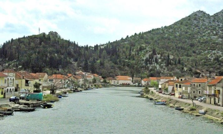 www.croatiaweek.com