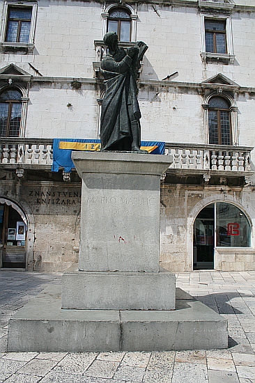 SPLIT-GRAD_IMG_4981.JPG