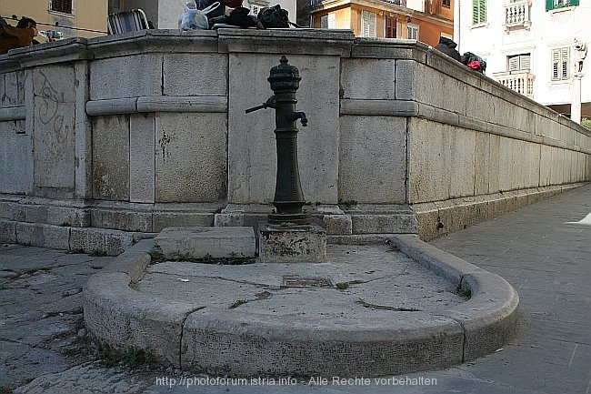 PIRAN_Platz_1._Mai_IMG_7507.jpg