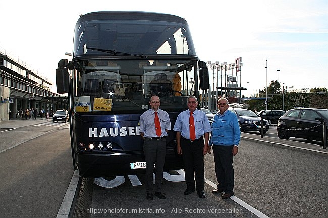 STUTTGART-FLUGHAFEN_RIVA-Bus_Hauser_IMG_0462.jpg