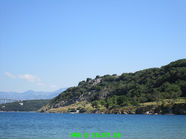 33201056hm.jpg