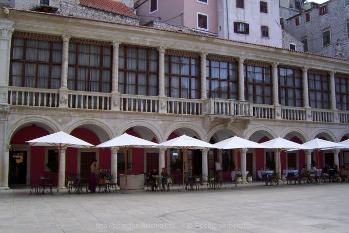 36_Venezianische_Stadtloggia.jpg