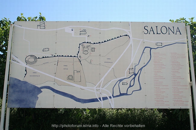 SALONA_Eingang_IMG_4115.jpg