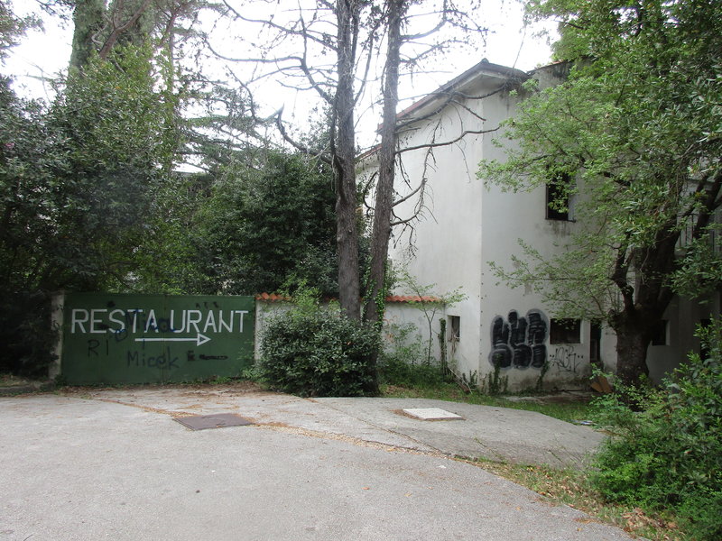 28989473rt.jpg