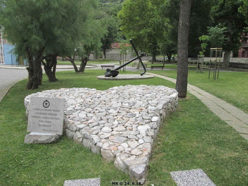 33063924vn.jpg