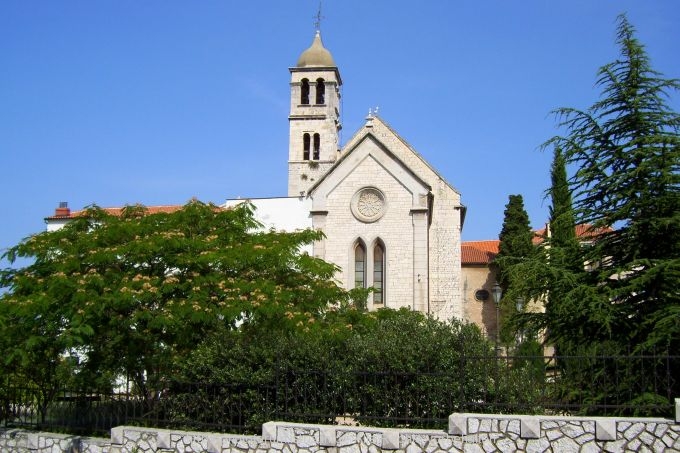17_Kirche_des_Heiligen_Franz.jpg