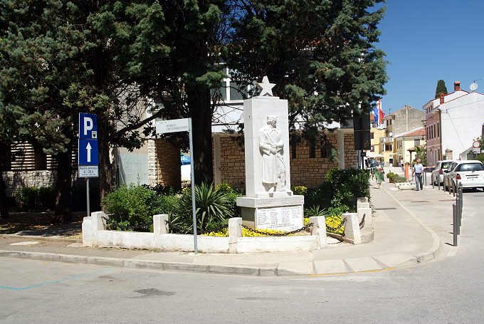 DSC06089-2.jpg