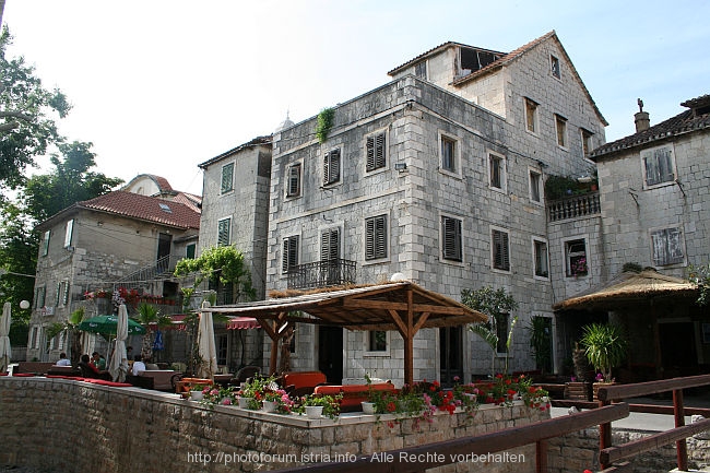 KASTEL_LUKSIC_IMG_3929.jpg
