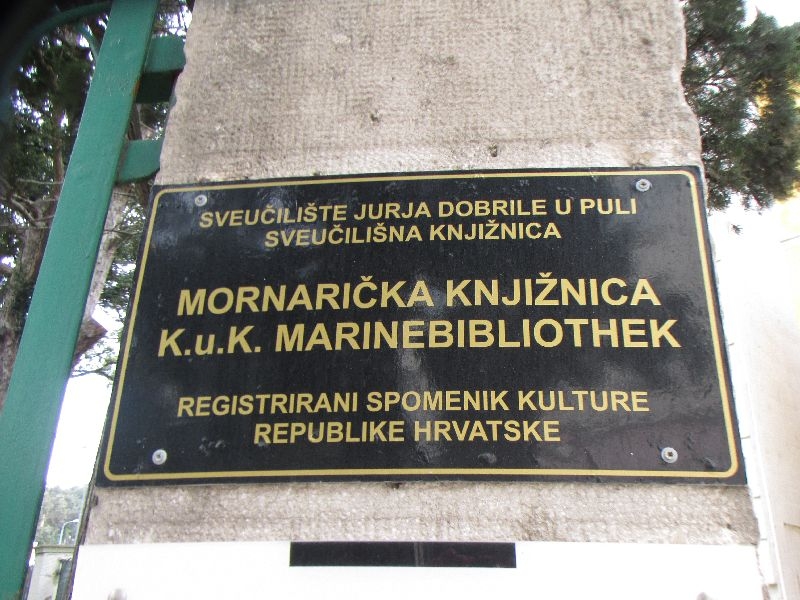 kuk_marinebibliothek_pula_9.jpg