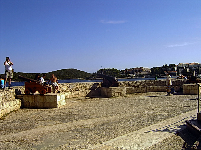 PICT0084-1.jpg