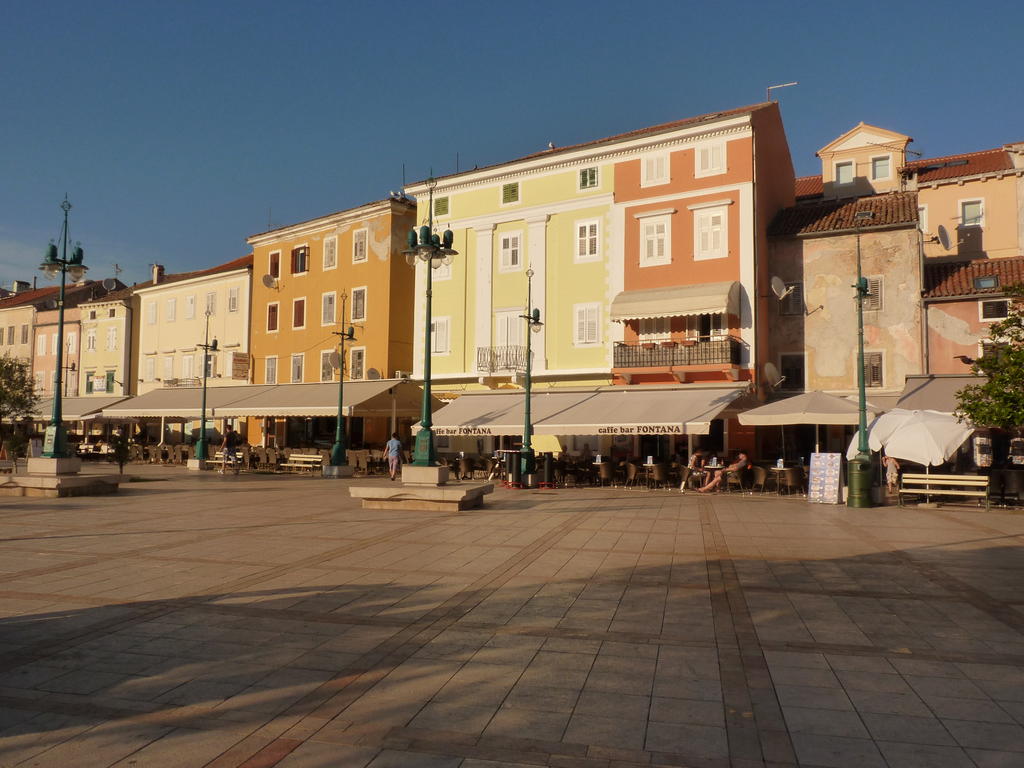 32959339es.jpg