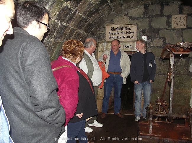 PICT1236-1.JPG