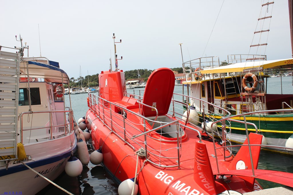 32916187ra.jpg