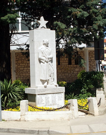 DSC06089-1.jpg