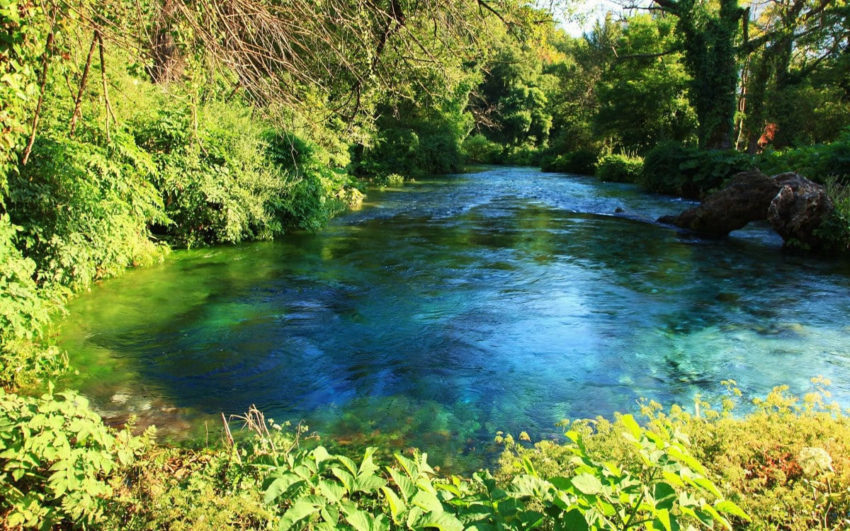 Syri_i_Kalter_Saranda_BlueEye.jpg