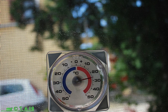 32906392tv.jpg