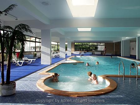Hotel_padova_banjol.jpg