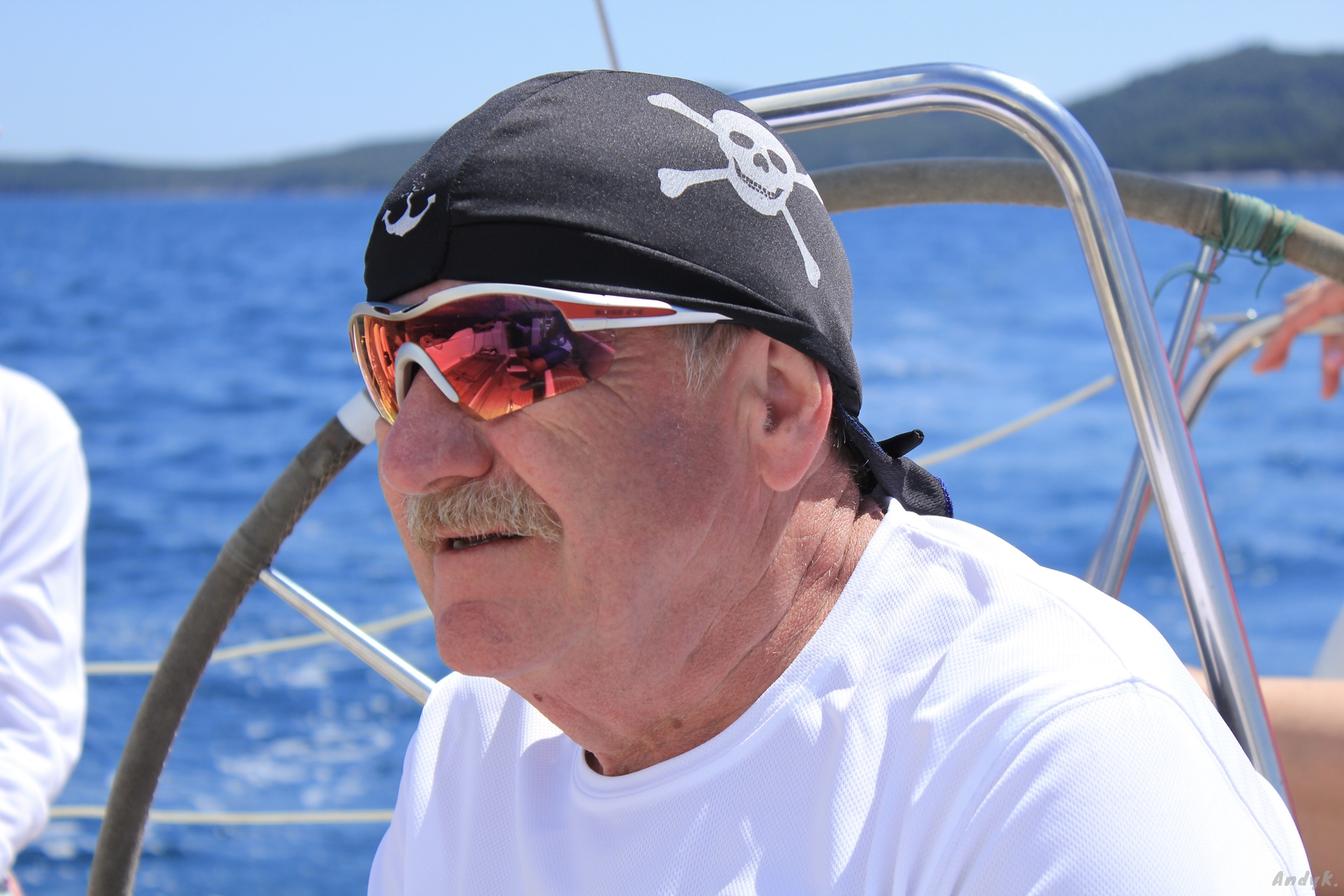36000062yf.jpg