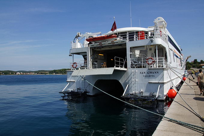 DSC07577-1.jpg