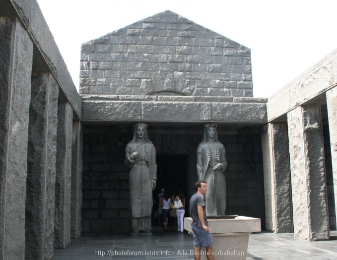Lovcen_8r680.jpg