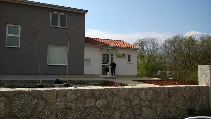 28809980si.jpg