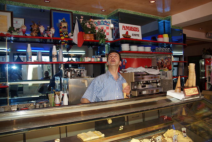 DSC06126-1.jpg