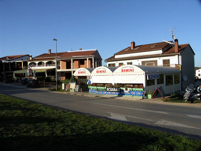 PICT1125-1.JPG